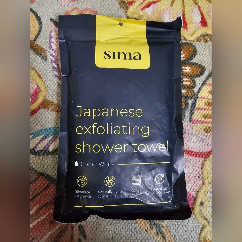 Sima Japanese Exfoliating Shower Towel - White